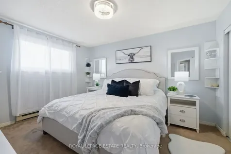 78 Turnberry Crescent Clarington ON L1E 1A9