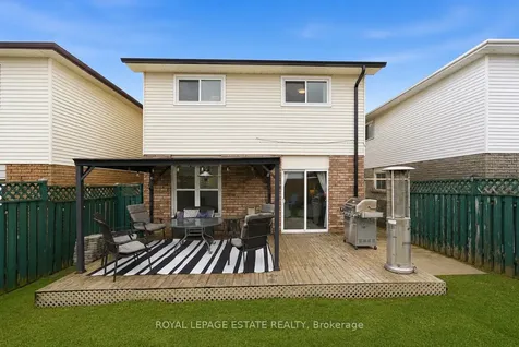78 Turnberry Crescent Clarington ON L1E 1A9