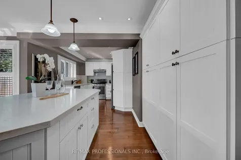45 Resolute Crescent Whitby ON L1P 1G9