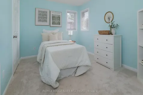 463 Summerpark Crescent Pickering ON L1V 7A9