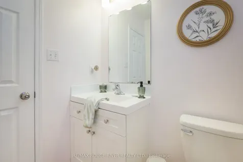 463 Summerpark Crescent Pickering ON L1V 7A9