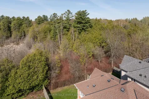 463 Summerpark Crescent Pickering ON L1V 7A9