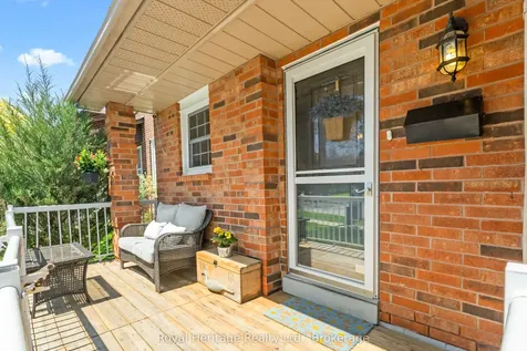 32 Hewitt Crescent Ajax ON L1S 7A4