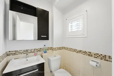 23 Lochleven Drive Toronto ON M1M 3R9