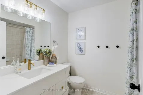 49 Bettina Place Whitby ON L1R 0E9