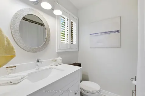 105 Parnell Crescent Whitby ON L1R 1X1