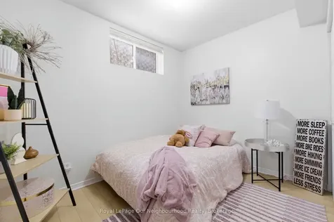 105 Parnell Crescent Whitby ON L1R 1X1
