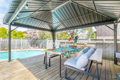 105 Parnell Crescent Whitby ON L1R 1X1