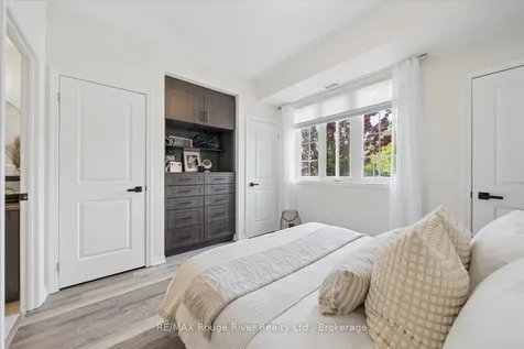 84 Aspen Springs Drive Clarington ON L1C 0V3