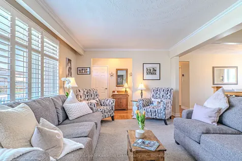 384 Major Street Scugog ON L9L 1E7