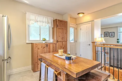 384 Major Street Scugog ON L9L 1E7