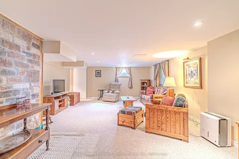 384 Major Street Scugog ON L9L 1E7