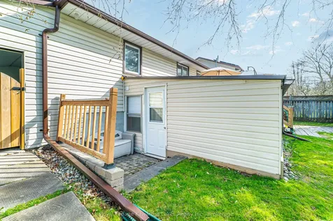 384 Major Street Scugog ON L9L 1E7