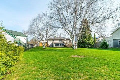 384 Major Street Scugog ON L9L 1E7