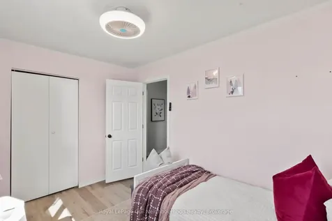 81 Swanston Crescent Ajax ON L1S 3J5