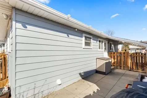 81 Swanston Crescent Ajax ON L1S 3J5