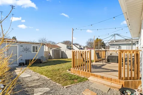 81 Swanston Crescent Ajax ON L1S 3J5