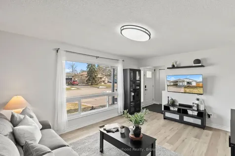 81 Swanston Crescent Ajax ON L1S 3J5