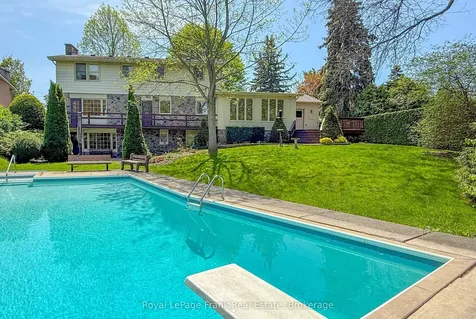 338 Lyndeview Drive Whitby ON L1N 3A3