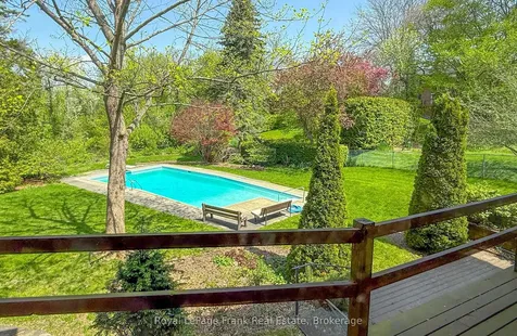 338 Lyndeview Drive Whitby ON L1N 3A3