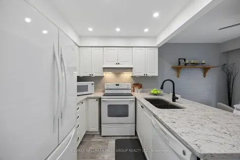 28 Empson Court Ajax ON L1S 3Y3
