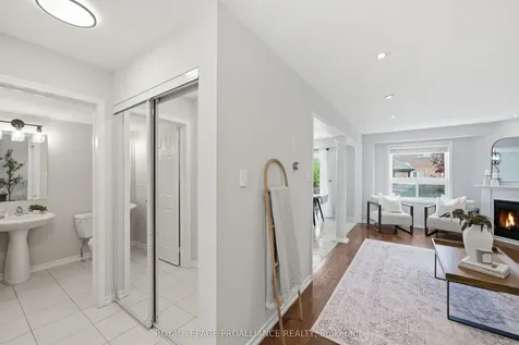 23 Courvier Crescent Clarington ON L1C 0E7