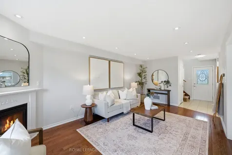 23 Courvier Crescent Clarington ON L1C 0E7