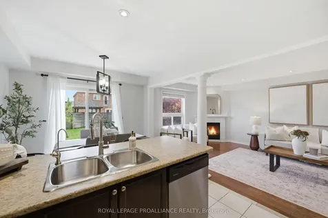 23 Courvier Crescent Clarington ON L1C 0E7