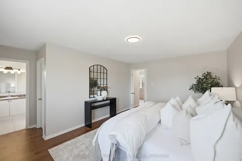 23 Courvier Crescent Clarington ON L1C 0E7