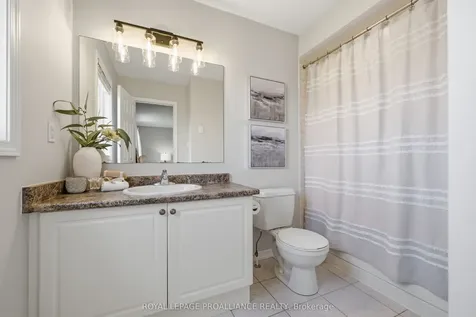 23 Courvier Crescent Clarington ON L1C 0E7