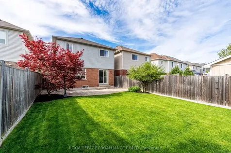 23 Courvier Crescent Clarington ON L1C 0E7