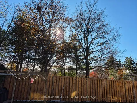 54 Calverley Trail Toronto ON M1C 3R5