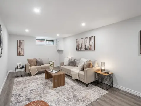 31 Birchard Street Toronto ON M1T 1Z3