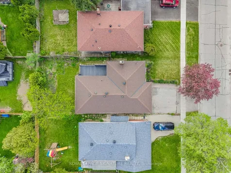 31 Birchard Street Toronto ON M1T 1Z3