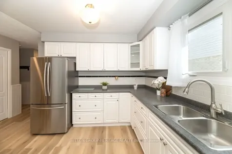 1418 Palmetto Drive Oshawa ON L1K 1N2
