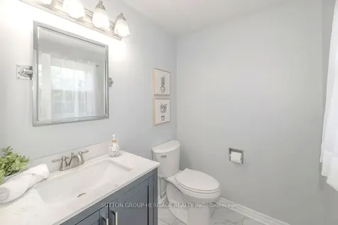 1418 Palmetto Drive Oshawa ON L1K 1N2
