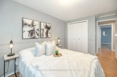 1418 Palmetto Drive Oshawa ON L1K 1N2