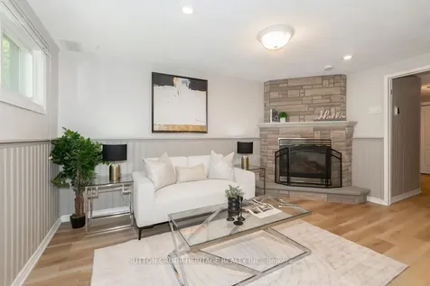 1418 Palmetto Drive Oshawa ON L1K 1N2