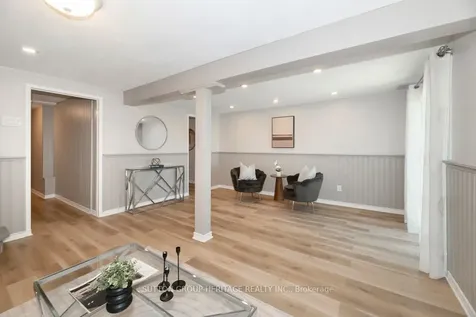 1418 Palmetto Drive Oshawa ON L1K 1N2