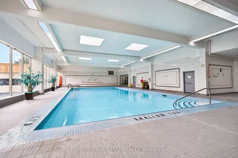 3 Greystone Walk Drive Toronto ON M1K 5J4