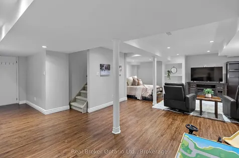 27 Goodall Crescent Clarington ON L1C 0G2
