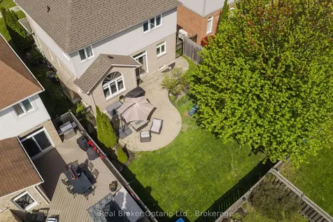 27 Goodall Crescent Clarington ON L1C 0G2