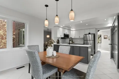 35 Forest Heights Street Whitby ON L1R 1T5