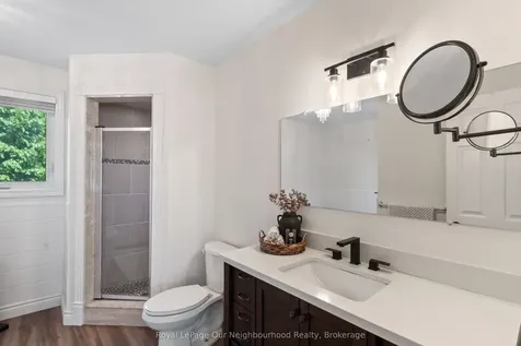 35 Forest Heights Street Whitby ON L1R 1T5