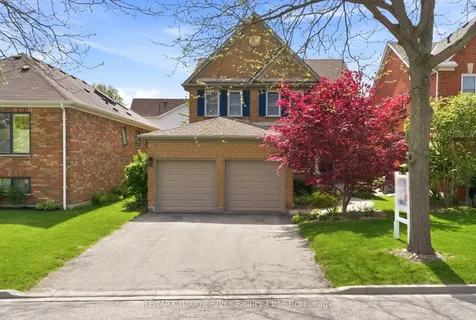 46 Wetherburn Drive Whitby ON L1P 1M7