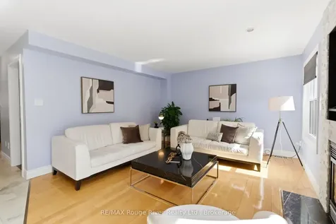 46 Wetherburn Drive Whitby ON L1P 1M7