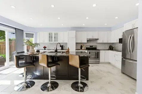 46 Wetherburn Drive Whitby ON L1P 1M7