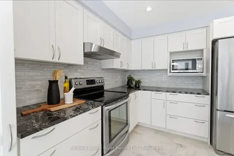 46 Wetherburn Drive Whitby ON L1P 1M7