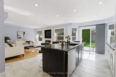 46 Wetherburn Drive Whitby ON L1P 1M7