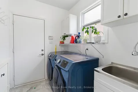 46 Wetherburn Drive Whitby ON L1P 1M7